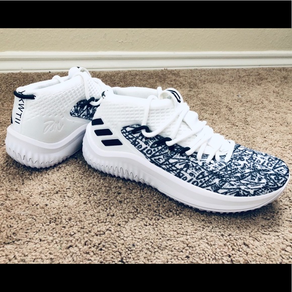 damian lillard basketball shoes